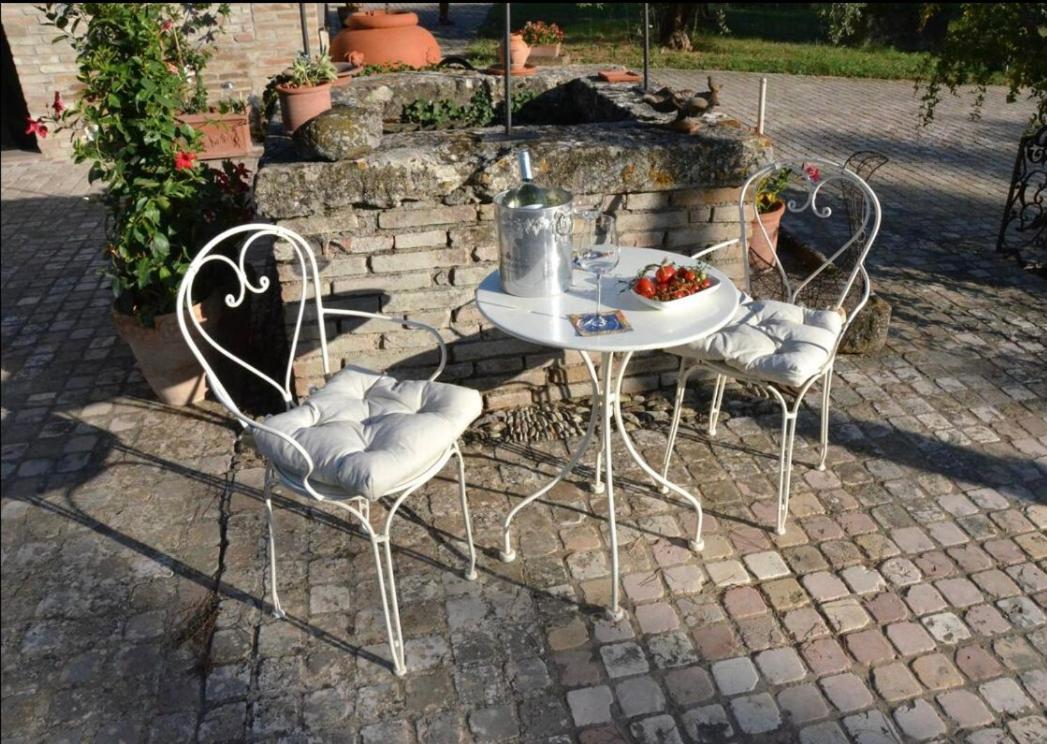 La Bertinora Bed & Breakfast Villa Verucchio Bagian luar foto