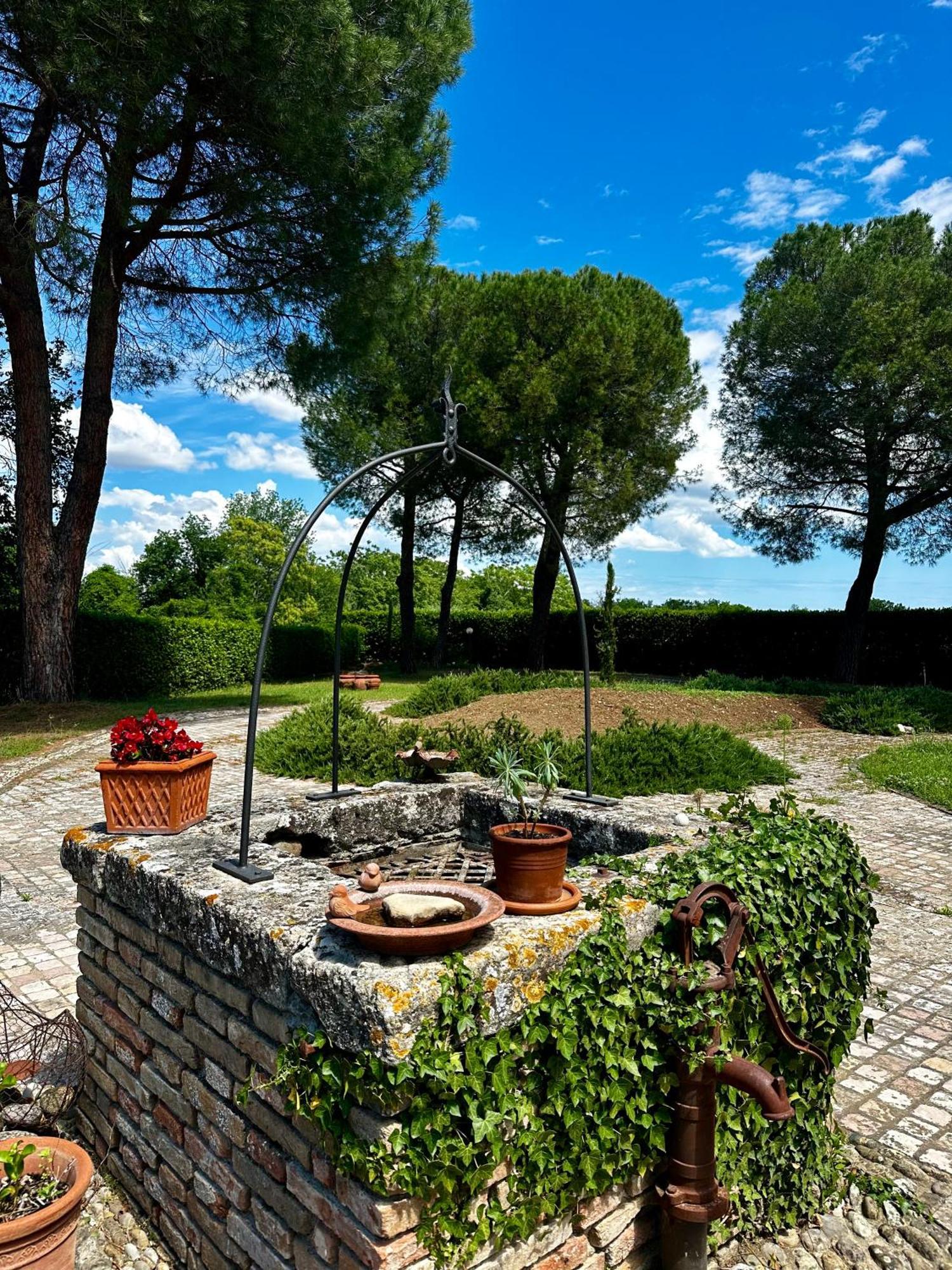 La Bertinora Bed & Breakfast Villa Verucchio Bagian luar foto